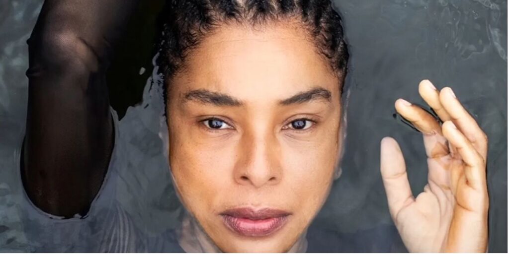 Sophie Okonedo as Medea